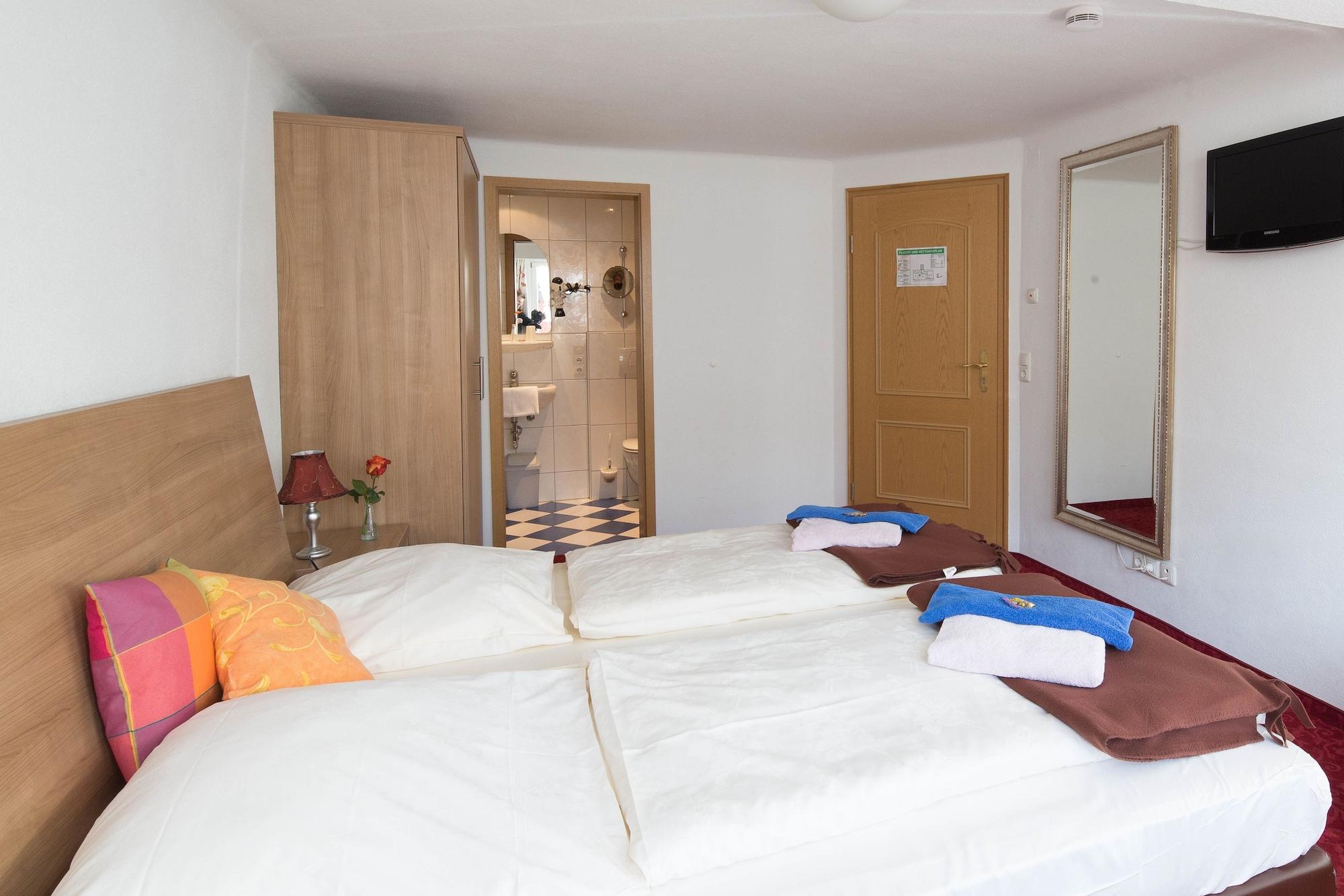 Boutiquehotel Goldene Rose - Self-Check-In โรเทนบวร์ก อ็อบ แดร์เทาเบอร์ ภายนอก รูปภาพ