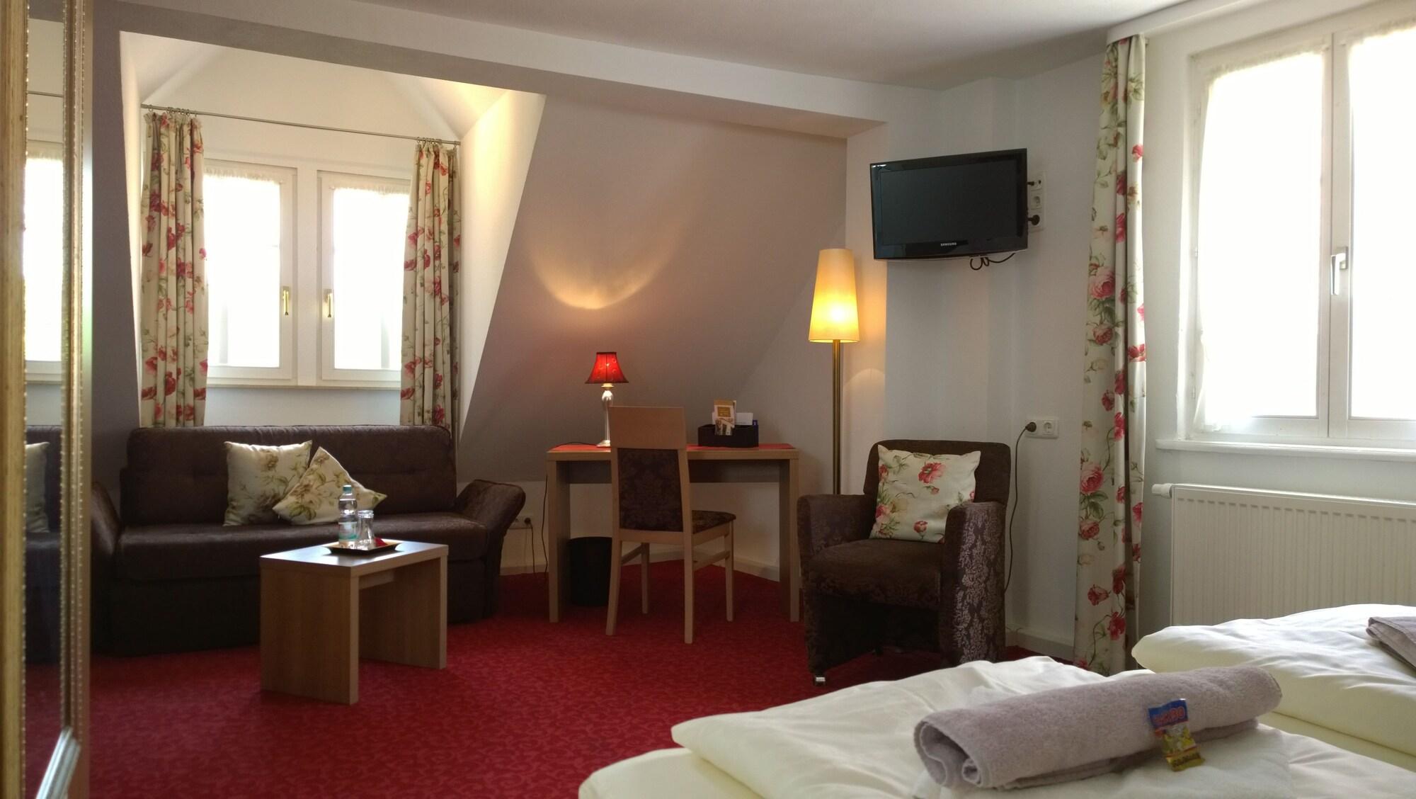 Boutiquehotel Goldene Rose - Self-Check-In โรเทนบวร์ก อ็อบ แดร์เทาเบอร์ ภายนอก รูปภาพ